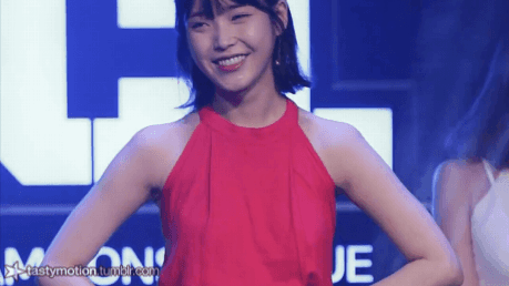 아이유 이거 설마 노브라임? ㄷㄷ 이미지 #4