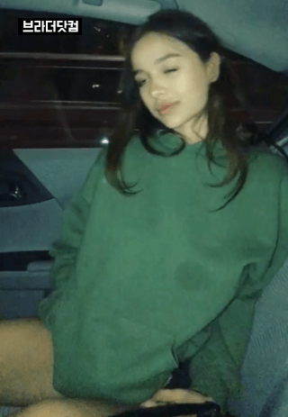 차안에서 소피머드 남친 시점 이미지 #1